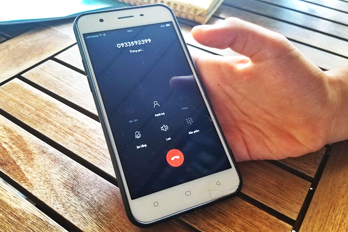 Cảnh giác thủ đoạn giả nhân viên nhà mạng để lừa đảo