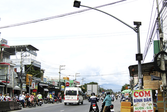 Cần sửa chữa đèn cảnh báo về giao thông