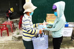 Hội Liên hiệp Phụ nữ huyện Cam Lâm: Nhiều hoạt động tuyên truyền phòng, chống dịch Covid-19