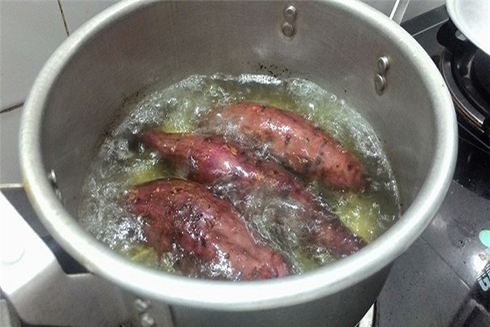 Uống nước khoai lang luộc theo cách này, giảm cân cực nhanh