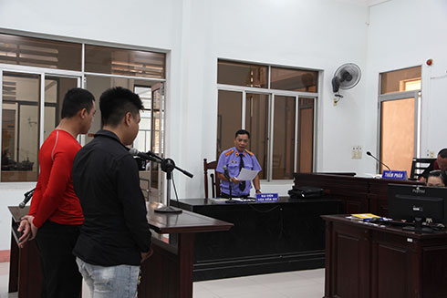 Gây thương tích lẫn nhau, cả 2 cùng vào tù