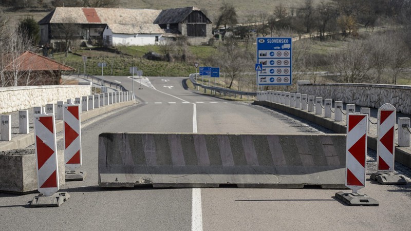 Hungary trở thành quốc gia đầu tiên ở châu Âu đóng cửa trở lại biên giới. (Ảnh: Hungarytoday)