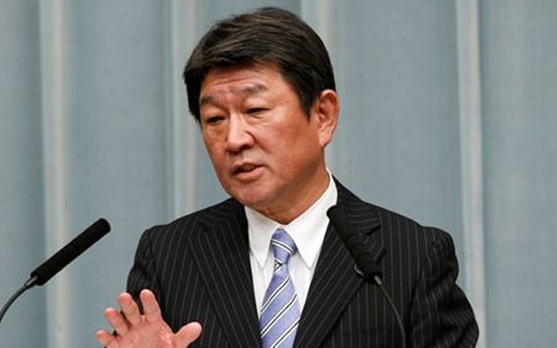 Ngoại trưởng Nhật Motegi. Ảnh: Yahoo.