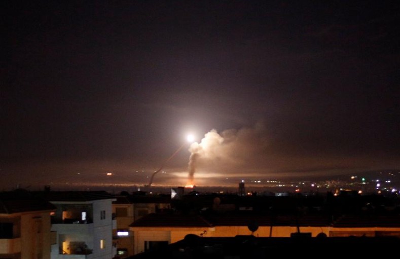 Một vụ tấn công của Israel vào Syria. Ảnh: Reuters