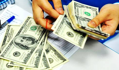 Tỷ giá USD hôm nay 7/9: Tăng trong ngân hàng, giảm ở thị trường tự do