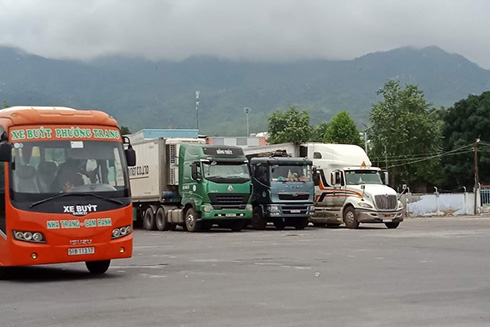 Giảm tần suất xe buýt tuyến Nha Trang - Cam Ranh