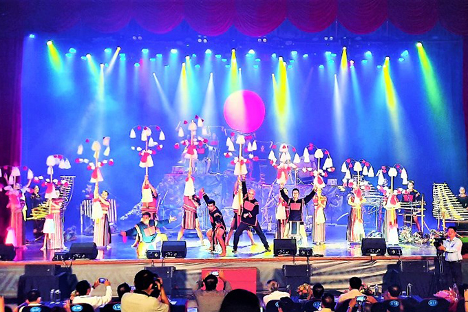 Thi độc tấu và hòa tấu nhạc cụ dân tộc toàn quốc