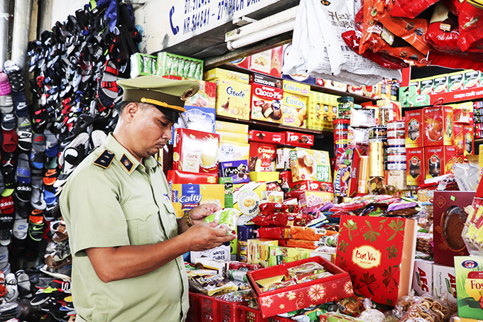 Thị trường bánh Trung thu ế ẩm