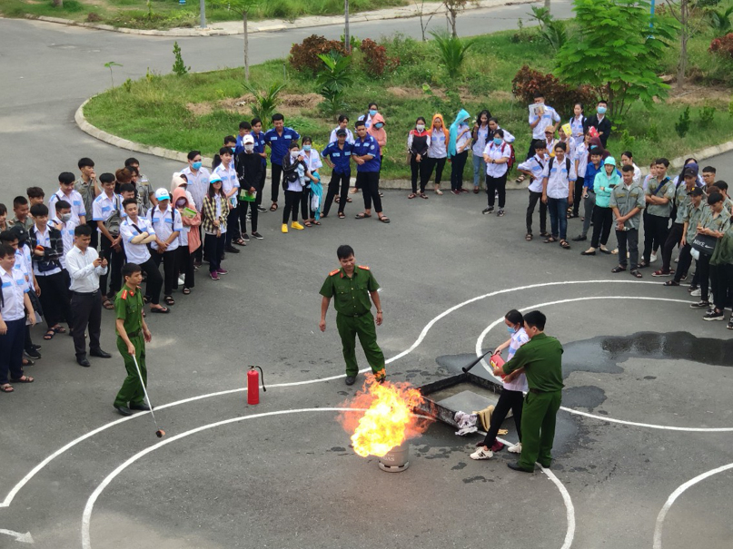 Tuyên truyền về phòng cháy, chữa cháy cho 250 đoàn viên, thanh niên