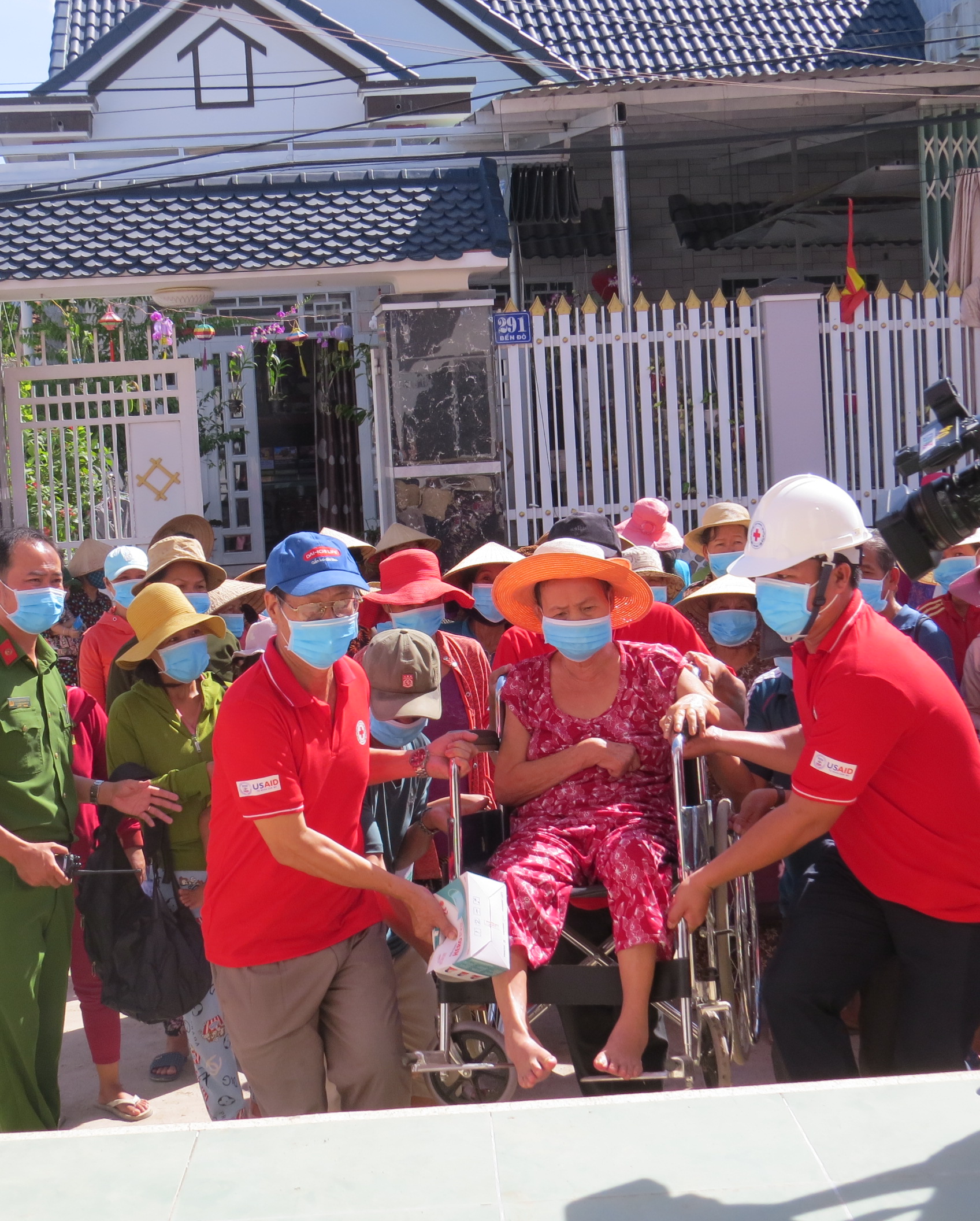 Diễn tập ứng phó khẩn cấp với bão cho người dân năm 2020