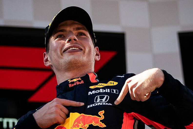 Verstappen tri ân Honda khi giúp nhà sản xuất động cơ này thắng chặng đầu tiên kể từ năm 2006, ở chặng đua Áo năm 2019. Ảnh: F1