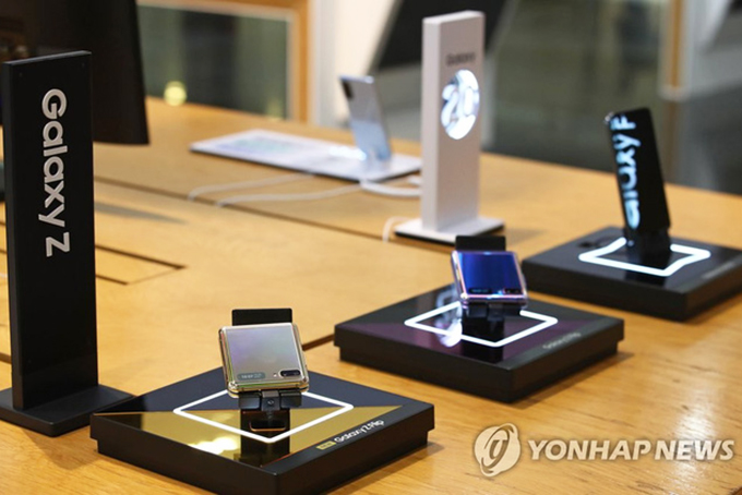 Samsung sẽ thống trị thị trường smartphone màn hình gập năm 2020?