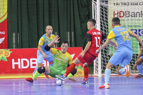 Sanvinest Sanna Khánh Hòa tiếp tục giữ vị trí thứ 3