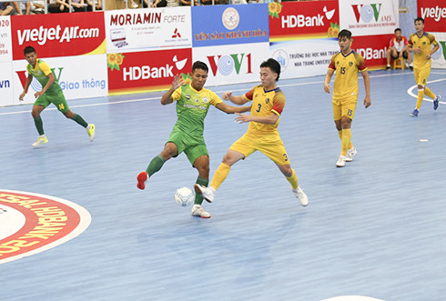 Trận đấu giữa Sanvinest Sanna Khánh Hòa gặp Quảng Nam lượt đi tại Nha Trang.