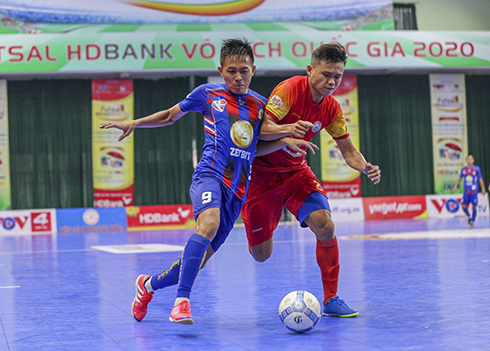 Ngược dòng ngoạn mục, Sanvinest Sanatech Khánh Hòa vươn lên nhì bảng