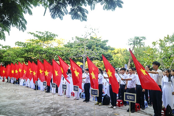 Học sinh Trường THPT Lý Tự Trọng (TP. Nha Trang). 