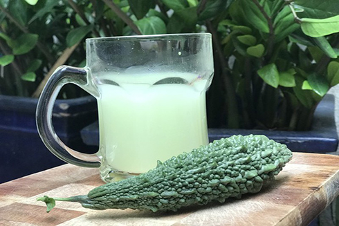 5 công dụng thần kỳ của nước ép khổ qua