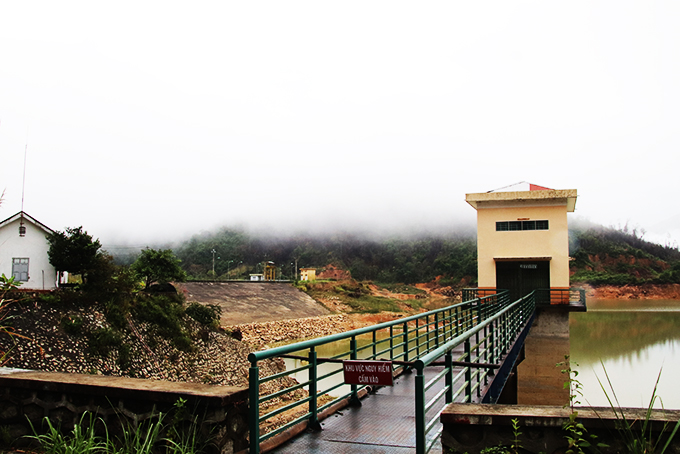 Dừng các dự án thủy điện vừa và nhỏ