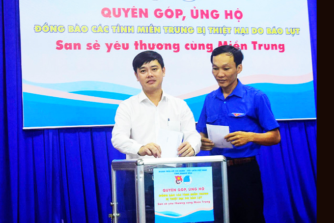 Phát động chương trình San sẻ yêu thương cùng miền Trung