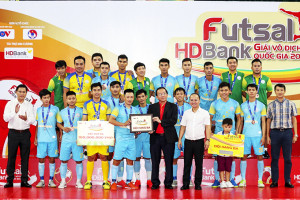 Đội bóng Sanvinest Sanatech Khánh Hòa: Bảo vệ thành công huy chương đồng