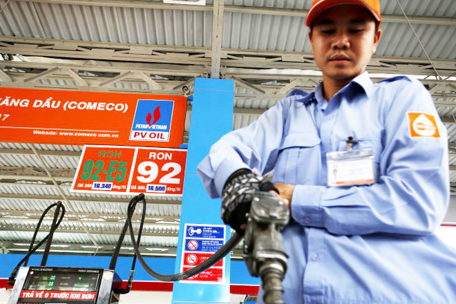 Giá xăng dầu hôm nay 26.10.2020: Trong nước sẽ giảm nhẹ vào ngày mai?