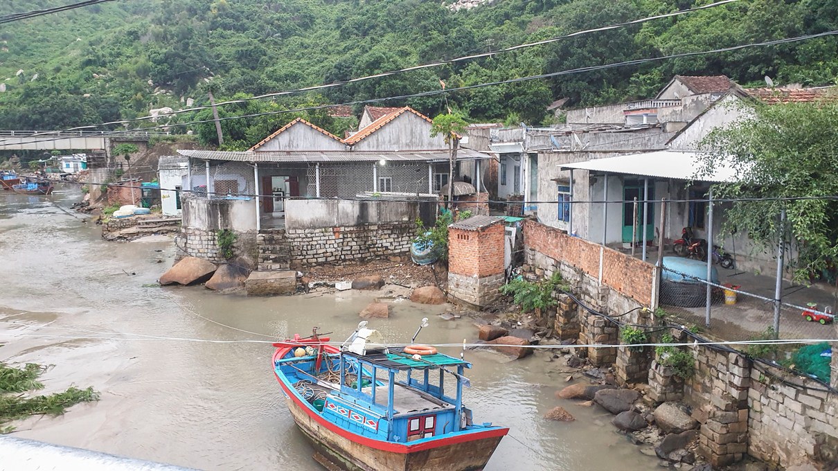 Đảm bảo an toàn công trình xây dựng trong mùa mưa bão