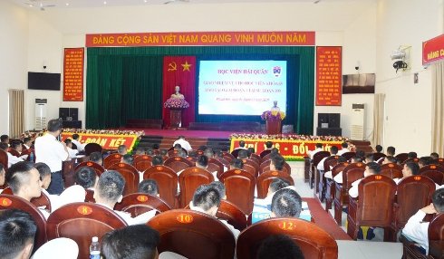 Học viện Hải quân giao nhiệm vụ cho học viên đi đào tạo giai đoạn 1
