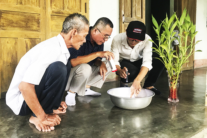 Tích cực phòng, chống sốt xuất huyết ngay từ ngôi nhà của mình