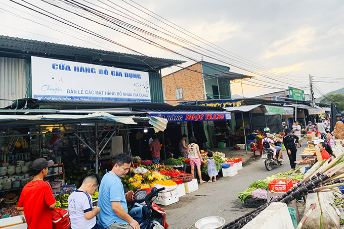 Sẽ cưỡng chế thu hồi đất quanh chợ Phước Đồng