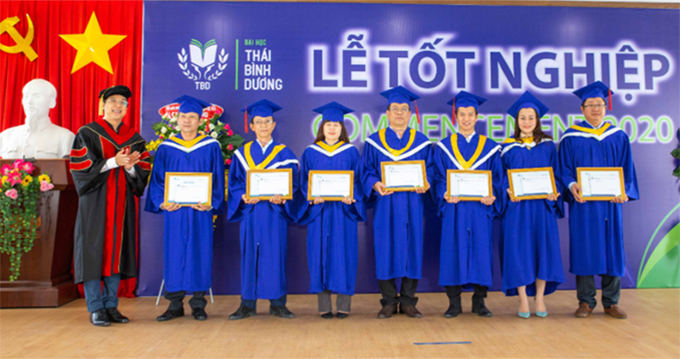 Trường Đại học Thái Bình Dương trao bằng tốt nghiệp đợt 2 cho 286 sinh viên