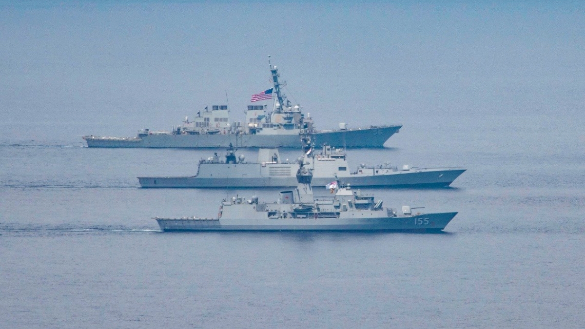 Các tàu chiến của Hải quân Ấn Độ, Mỹ, Nhật Bản và Australia trong giai đoạn 1 Tập trận hải quân Malabar (ANI Photo)