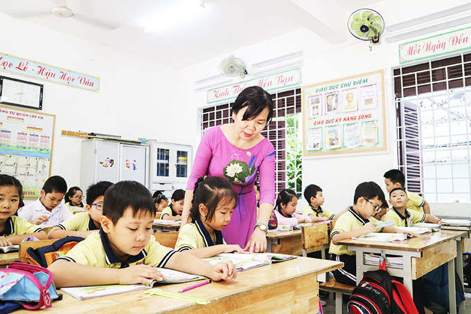 Tiết học của học sinh lớp 1 Trường Tiểu học Lộc Thọ (TP. Nha Trang).