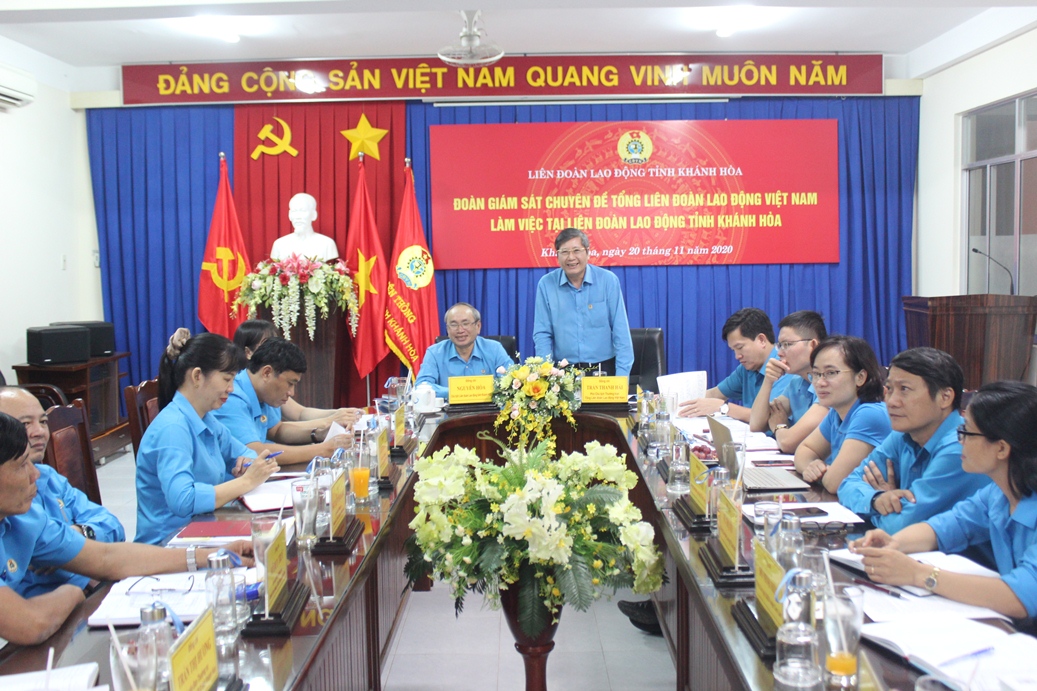 Tổng Liên đoàn Lao động Việt Nam làm việc với Liên đoàn Lao động tỉnh Khánh Hòa
