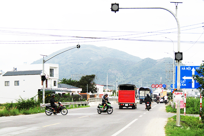 Cần sửa chữa đèn cảnh báo về giao thông