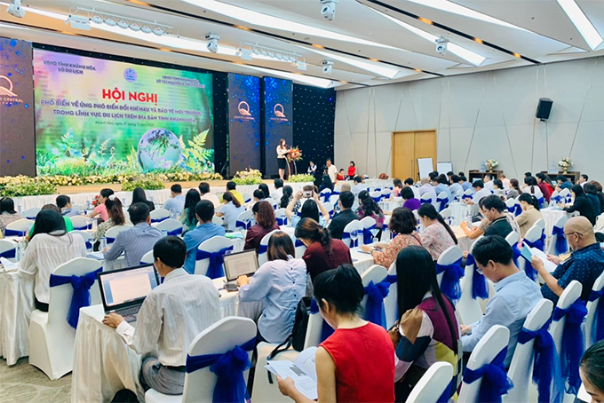 Ứng phó biến đổi khí hậu và bảo vệ môi trường trong lĩnh vực du lịch