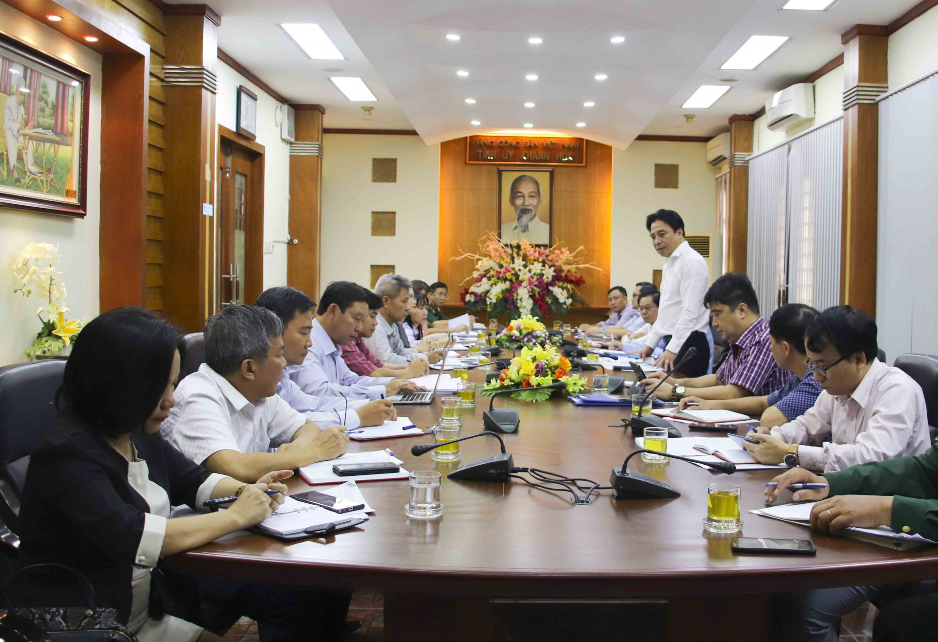 Đồng chí Nguyễn Khắc Toàn kết luận cuộc họp
