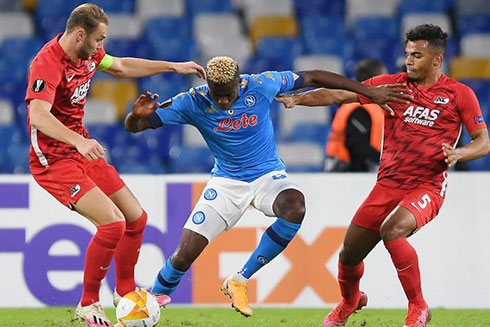 Napoli đang có 10 điểm dẫn đầu bảng F, nhưng vẫn có khả năng bị loại khỏi Europa League ngay từ vòng đấu bảng.