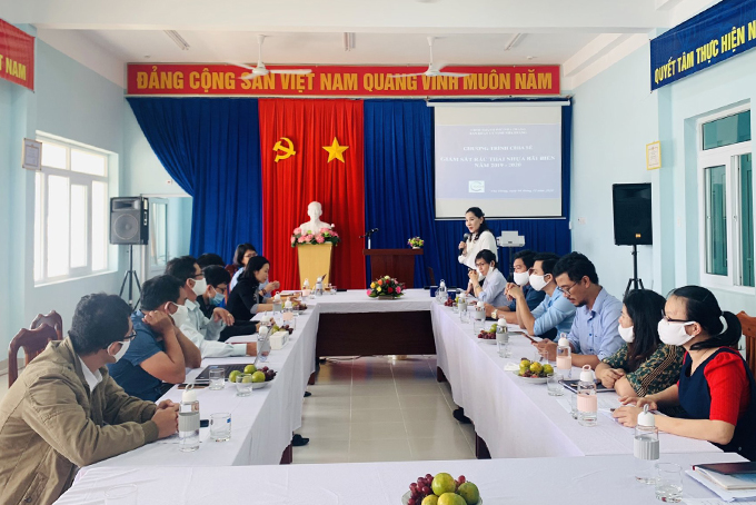 Tổ chức chương trình chia sẻ giám sát rác thải nhựa biển năm 2019 - 2020