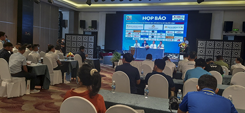 8 đội bóng tranh tài tại Nha Trang