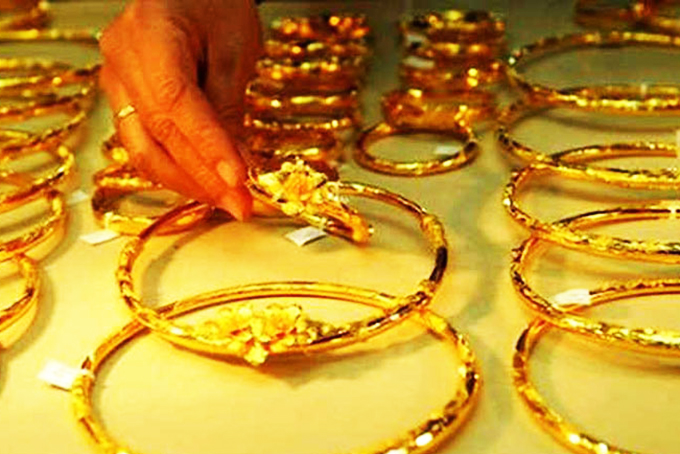 Giá vàng đảo chiều tăng 200.000 đồng/lượng