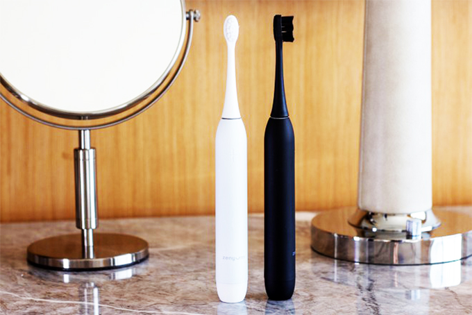 Zenyum trình làng bàn chải điện thông minh ZenyumSonic