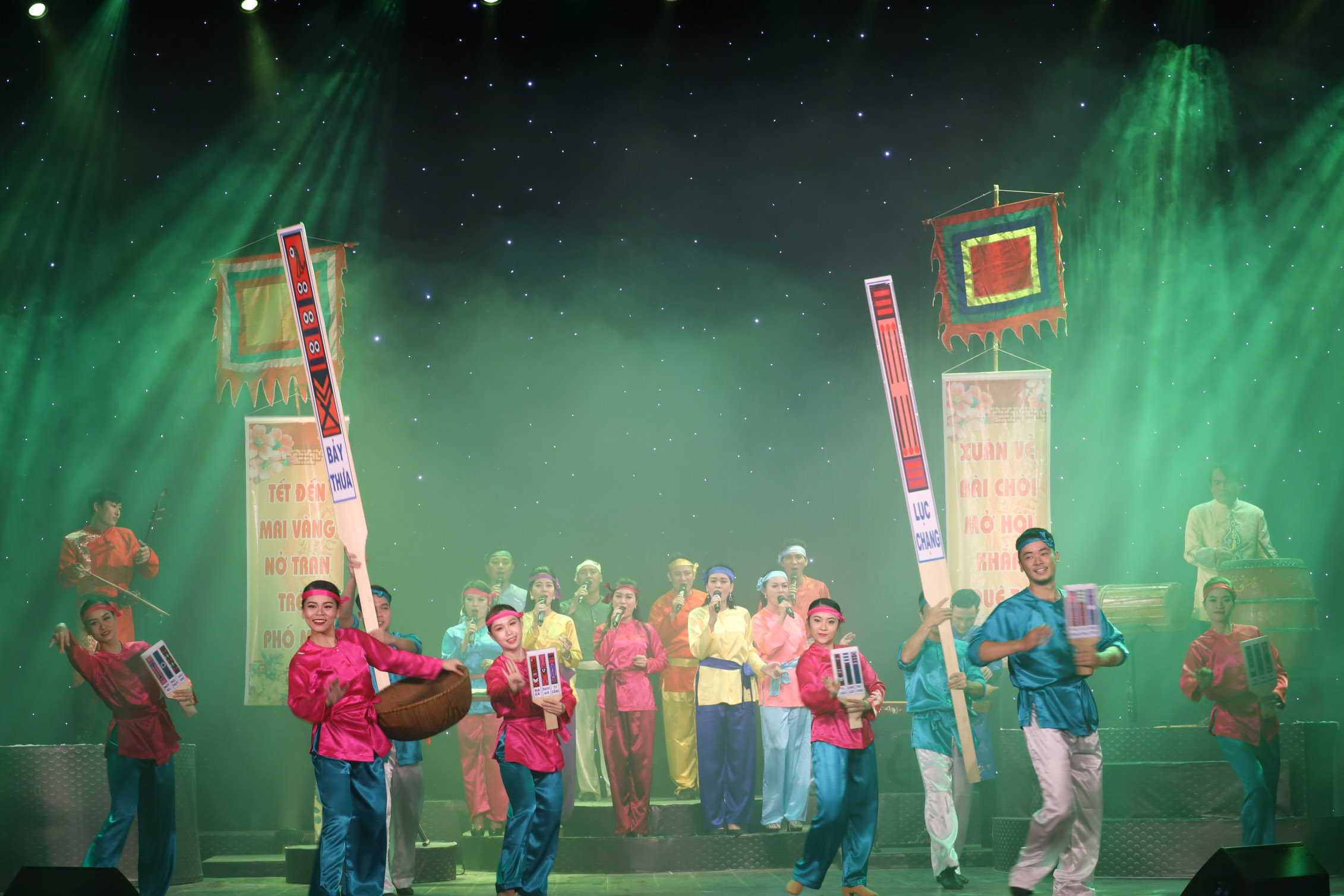 Đoàn ca múa nhạc Hải Đăng giới thiệu tiết mục mới