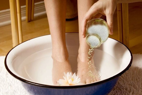 Cách chữa tay chân lạnh mùa đông