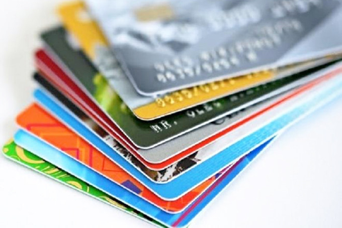Thẻ ATM sẽ được thay thế bằng thẻ chip từ 31/3/2021.
