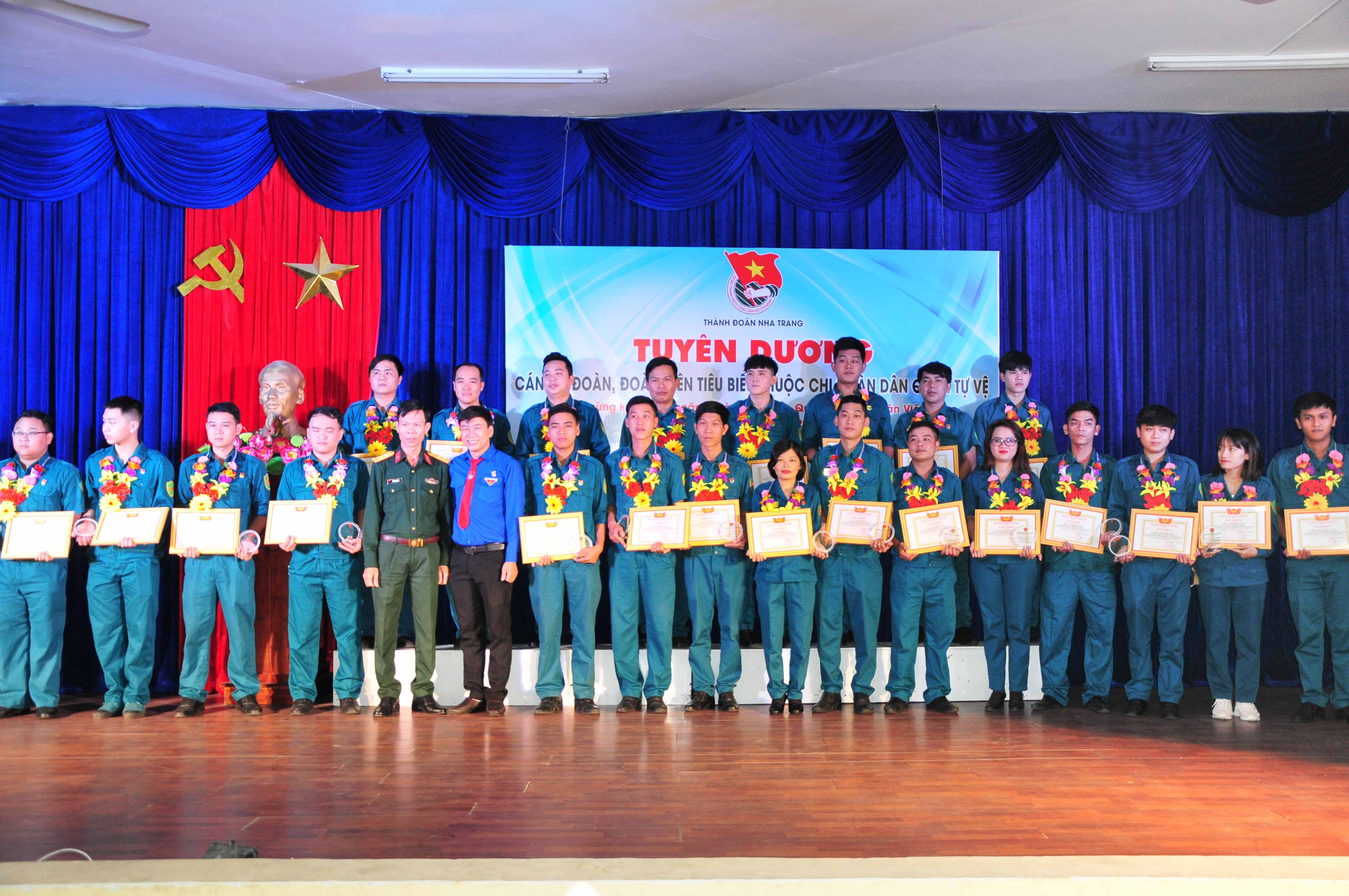 Tuyên dương 29 cán bộ đoàn, đoàn viên tiêu biểu thuộc các Chi đoàn Dân quân tự vệ