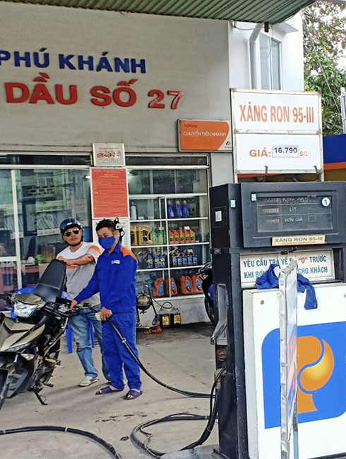 Ngày 26-12: Xăng, dầu đồng loạt tăng giá