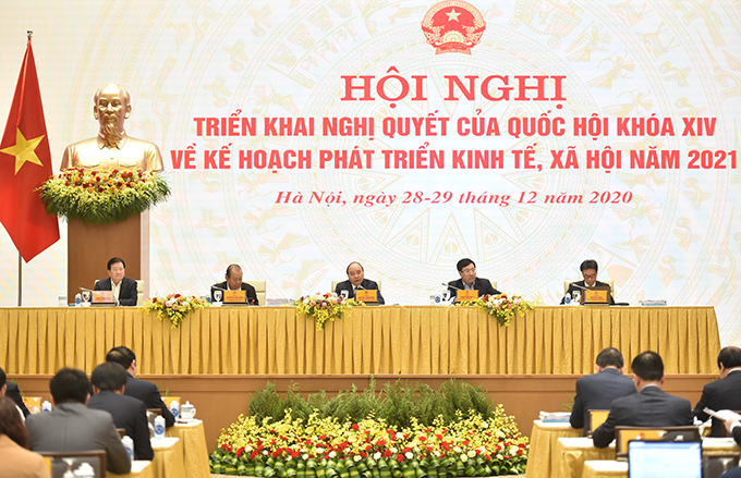 Thủ tướng Nguyễn Xuân Phúc chủ trì Hội nghị. Ảnh: VGP/Quang Hiếu
