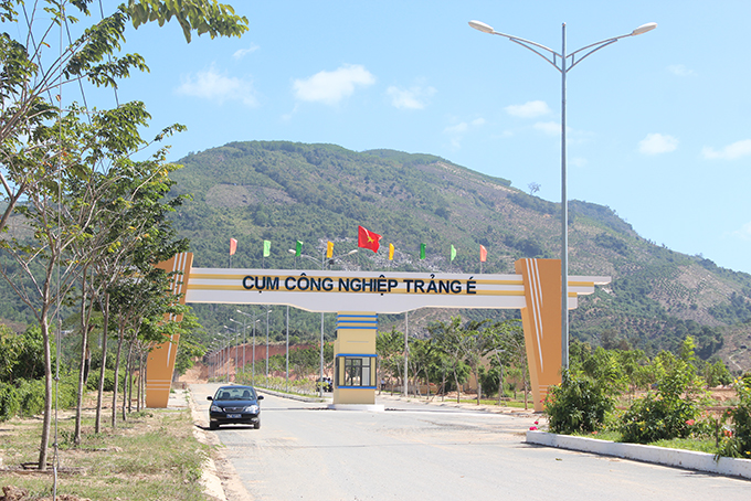 Khó khăn ở các cụm công nghiệp Trảng É