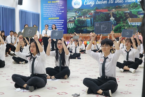 Trường Đại học Nha Trang tổ chức thi Rung chuông vàng tìm hiểu pháp luật