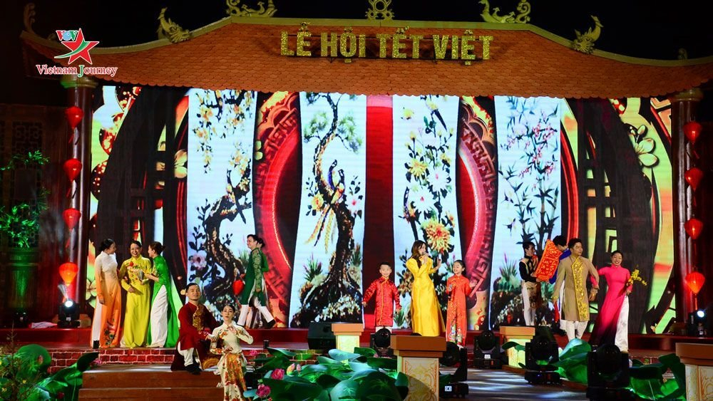 Lễ hội Tết Việt năm 2020. Ảnh VOV